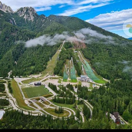 Zbogar Lägenhet Rateče Exteriör bild